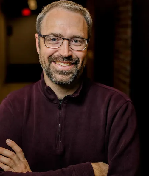 Ander Tallett, Chief Operating Officer